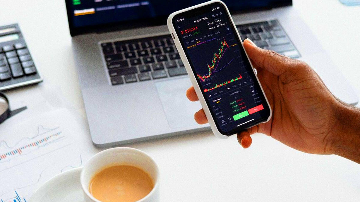 LessInvest.com